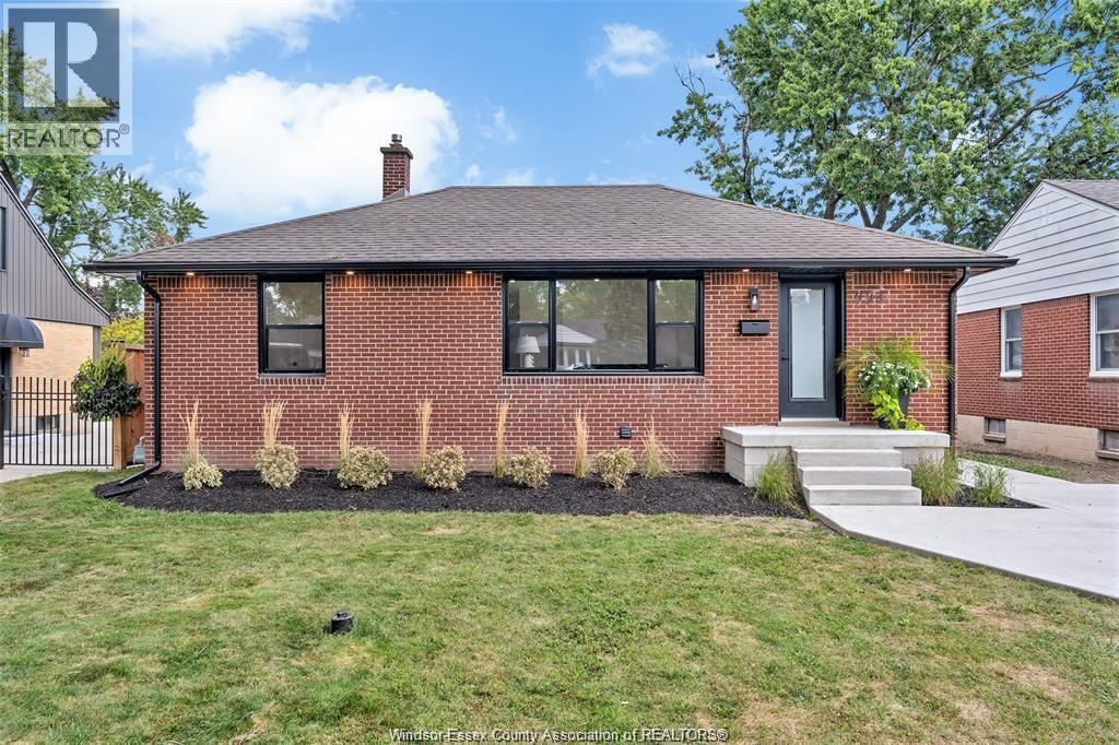 994 ISABELLE, WINDSOR, ON N8S 3B2 - Image 2579187826.jpeg?d=l