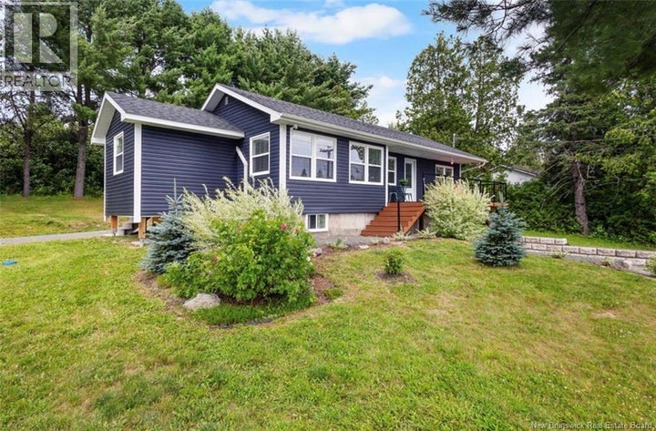 Photo 1 of 33 — 504 Route 425, Strathadam, NB E1V 4G8