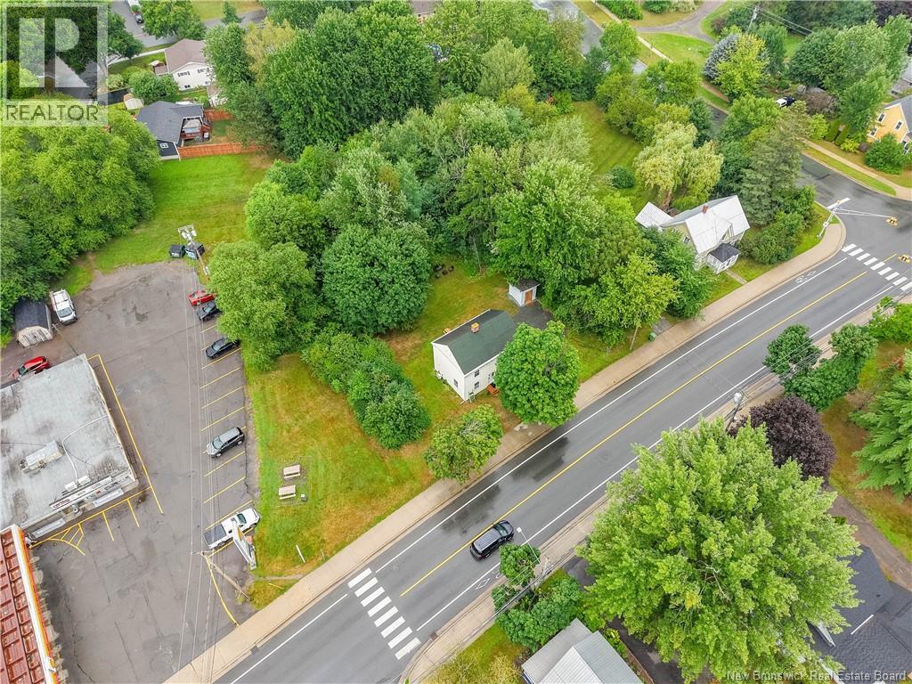 333 Sunset Drive - Photo 2
