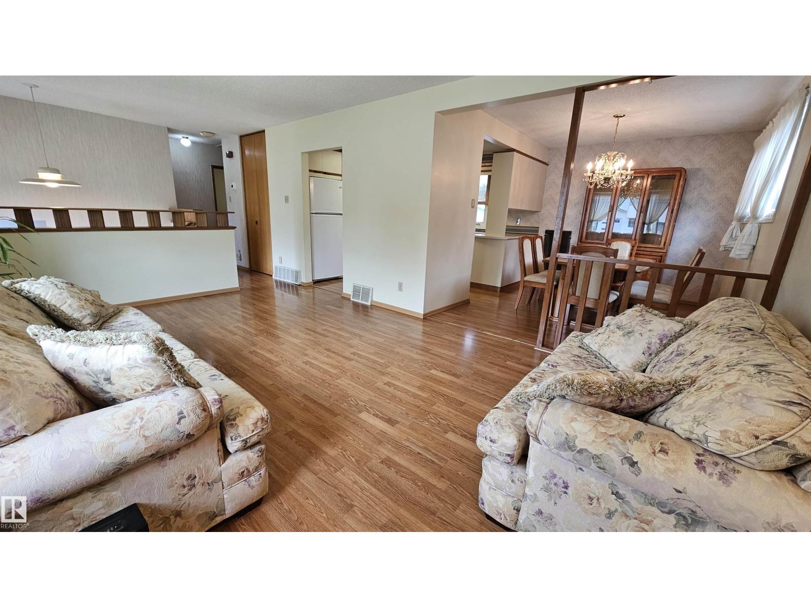 13439 114 ST NW