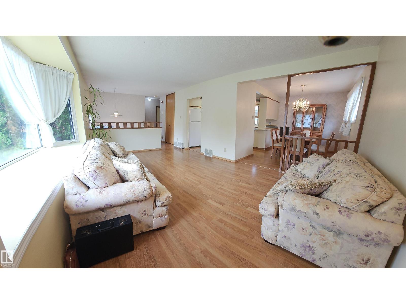 13439 114 ST NW