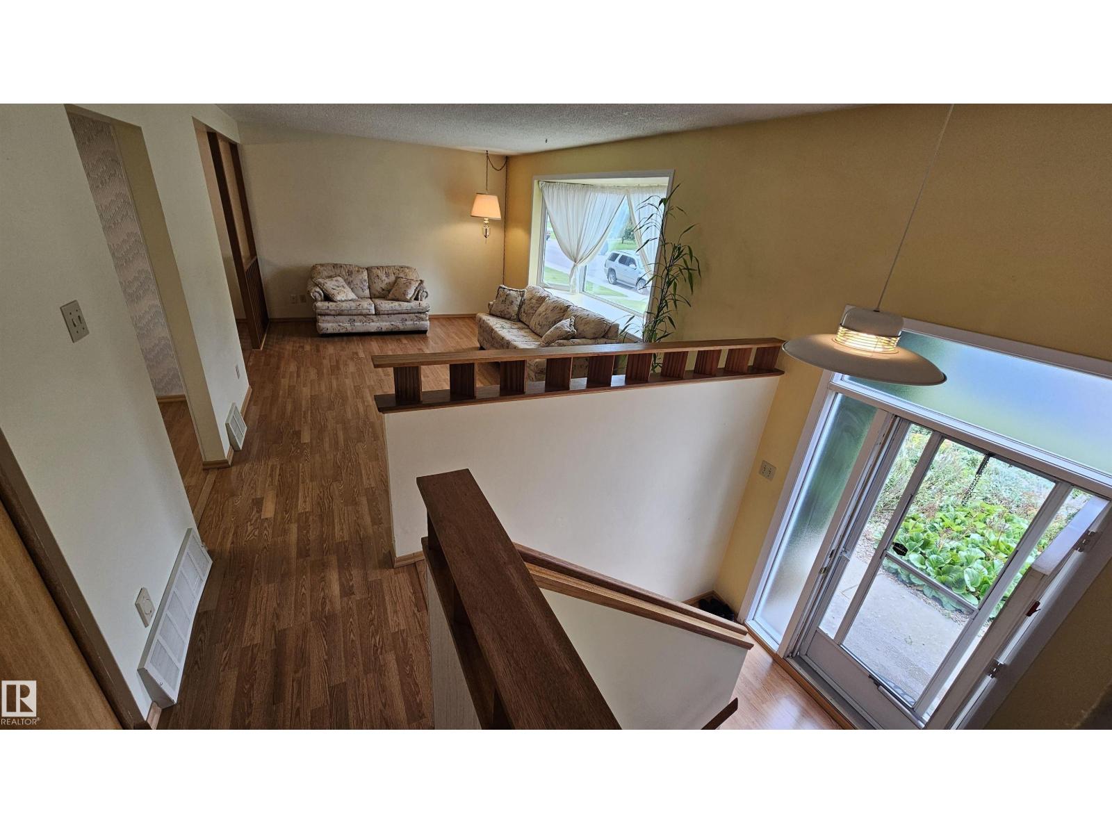13439 114 ST NW