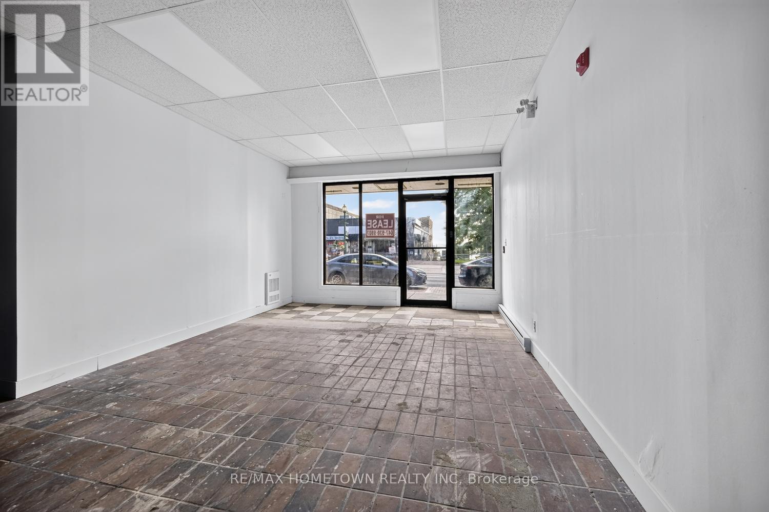 103 - 50 KING STREET E