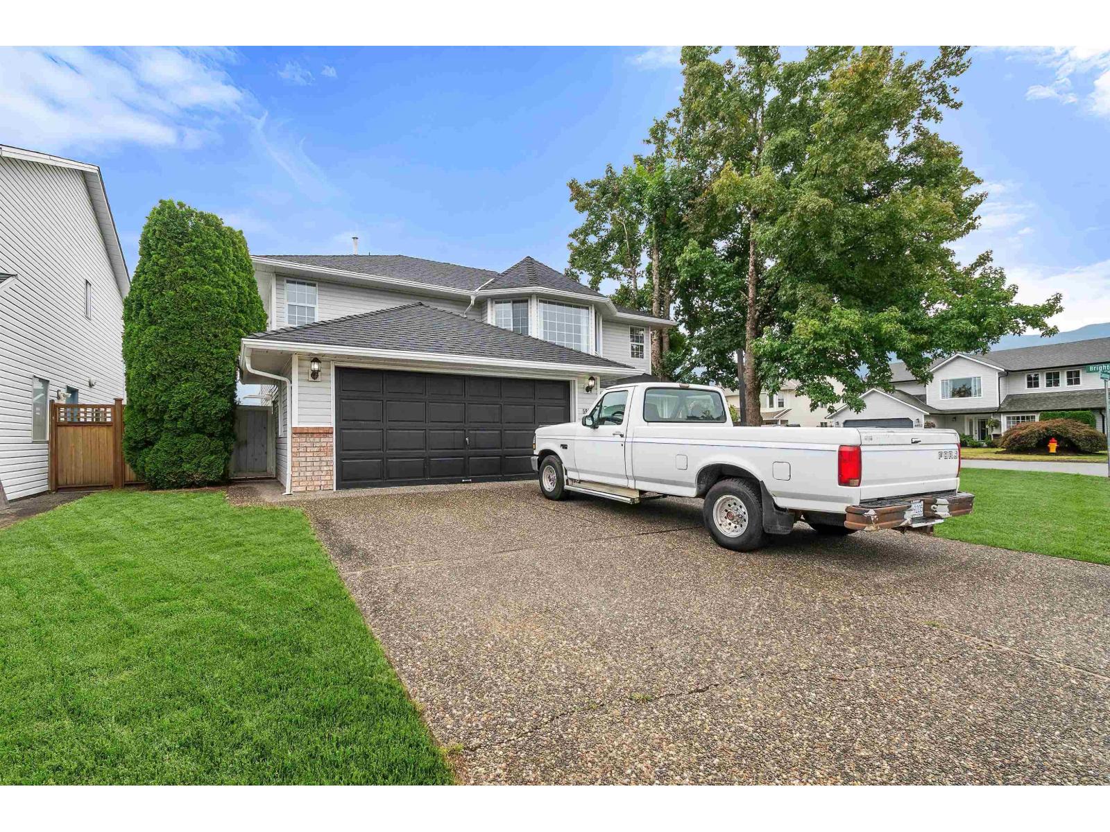 5964 CAMBRIDGE STREET, Sardis South