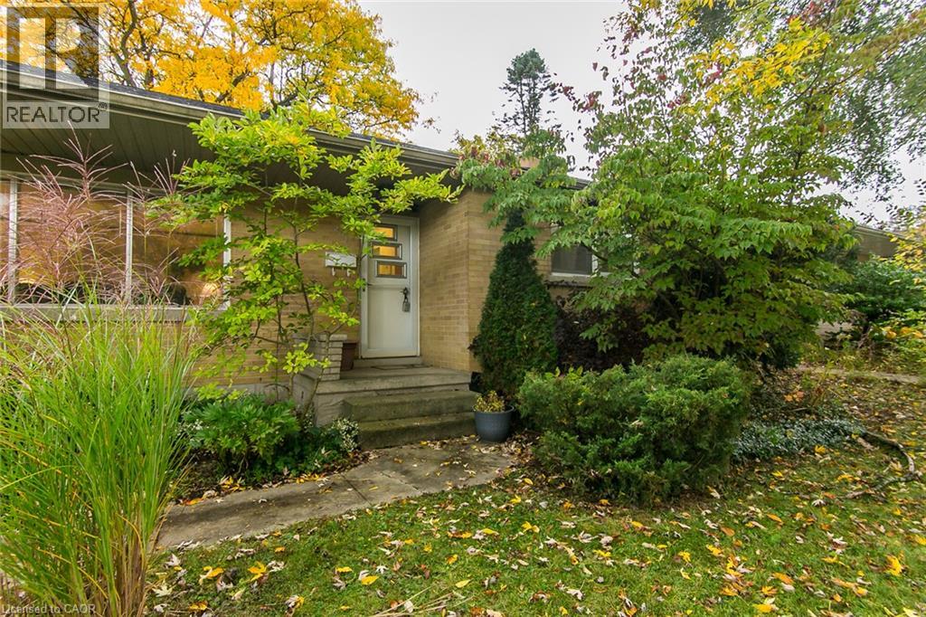 201 DAWSON Street