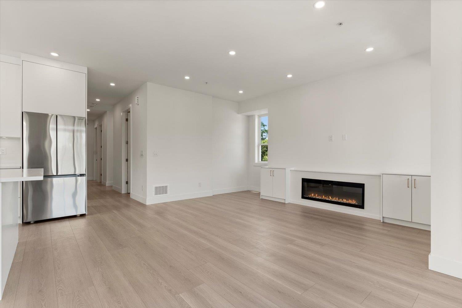1 46018 BONNY AVENUE, Chilliwack Proper East