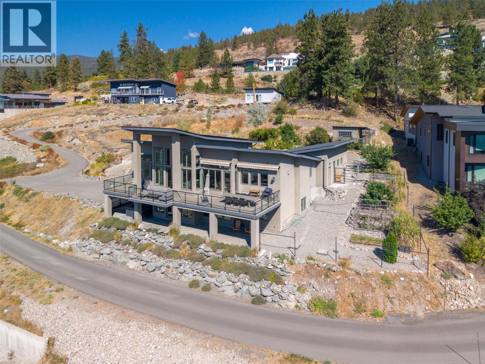 2498 Winifred Road