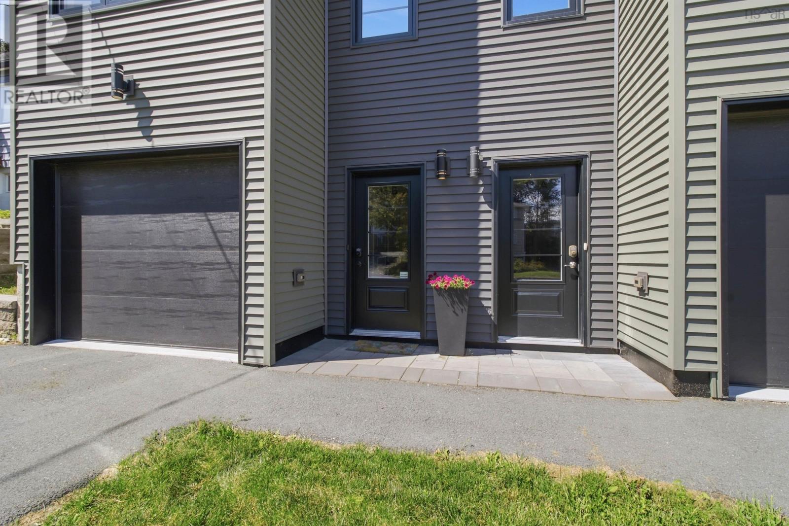 13B Central Avenue