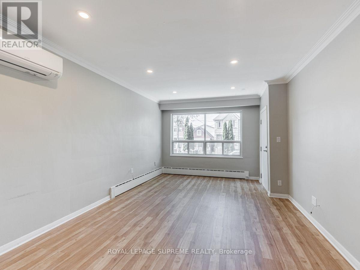 77 GREENSIDES AVENUE