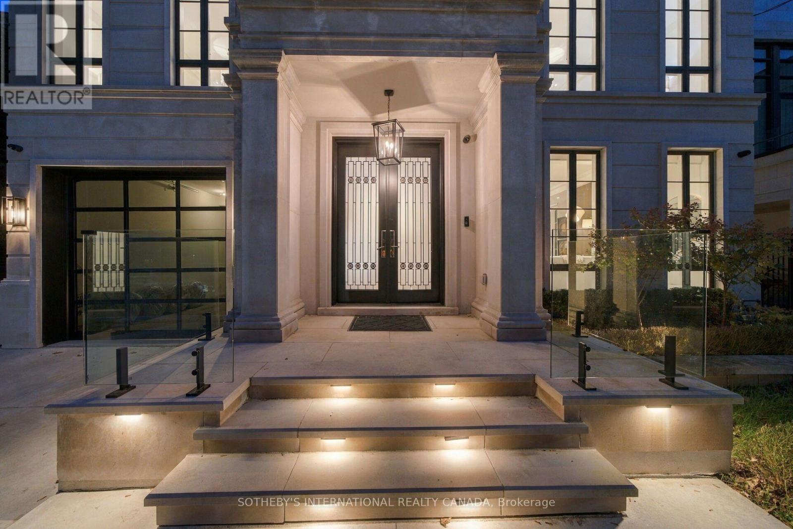 335 LYTTON BOULEVARD