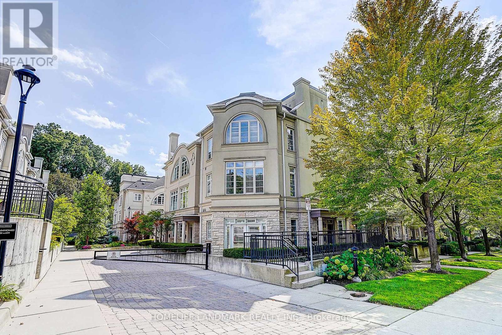 309 - 51 YORK MILLS ROAD