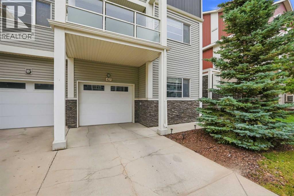 427 Redstone View NE