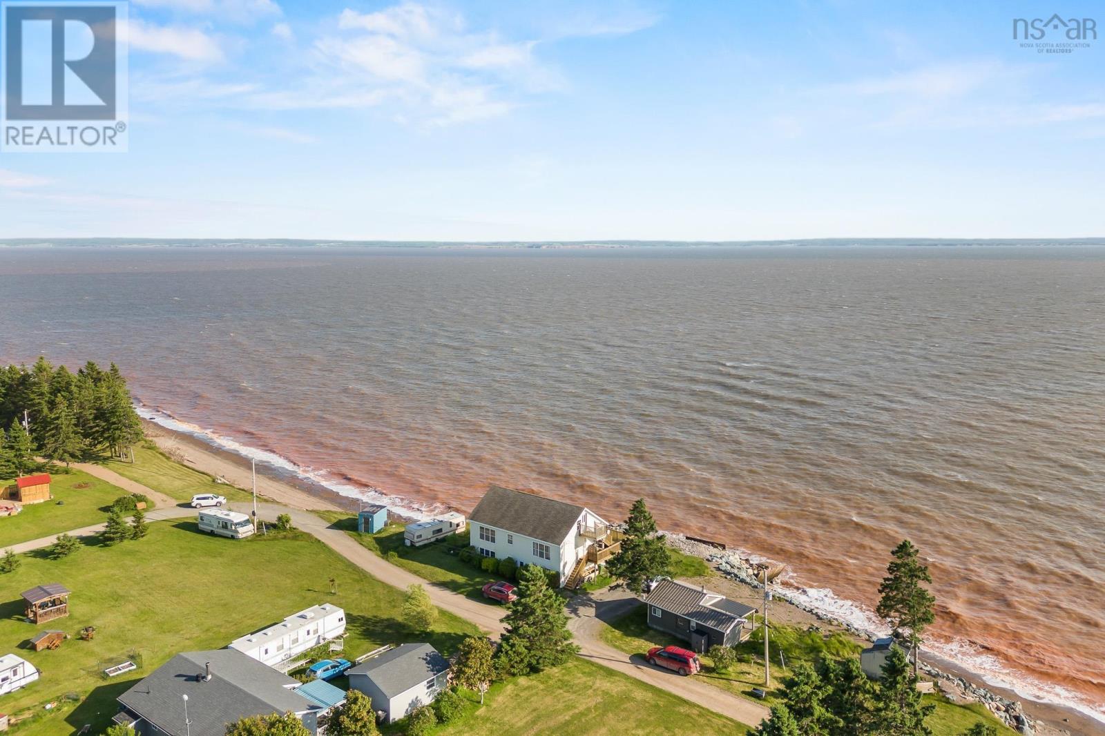 32 Evergreen Court - Photo 4