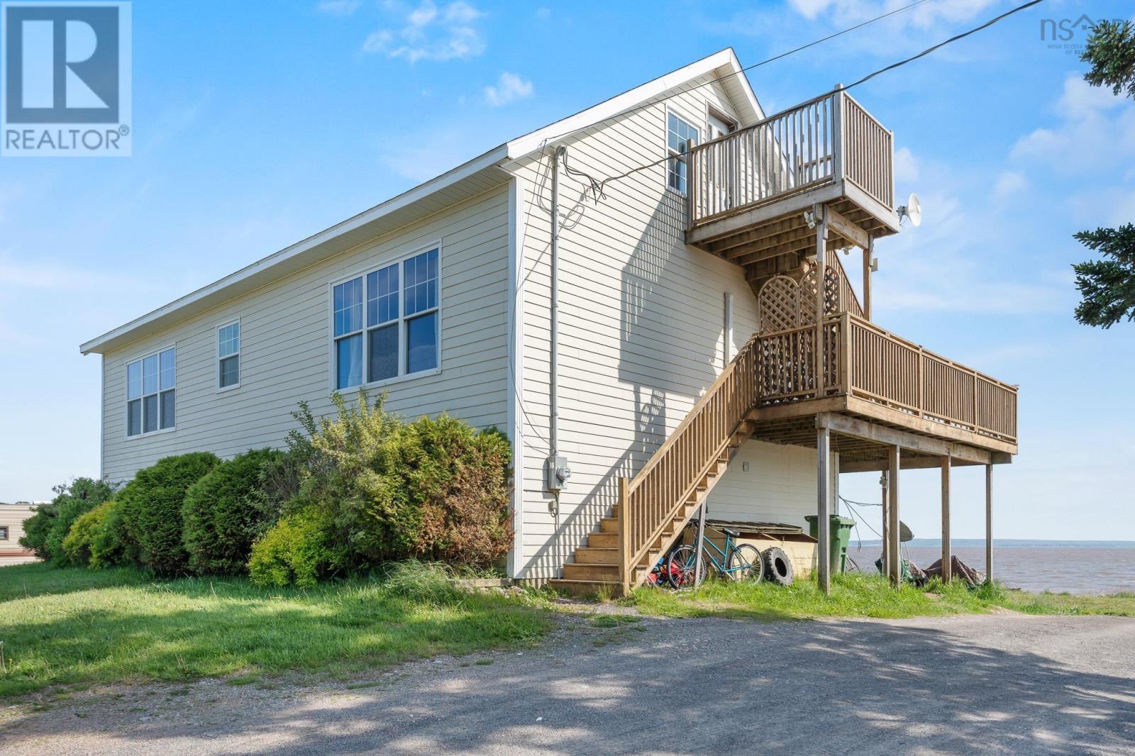 32 Evergreen Court - Photo 2