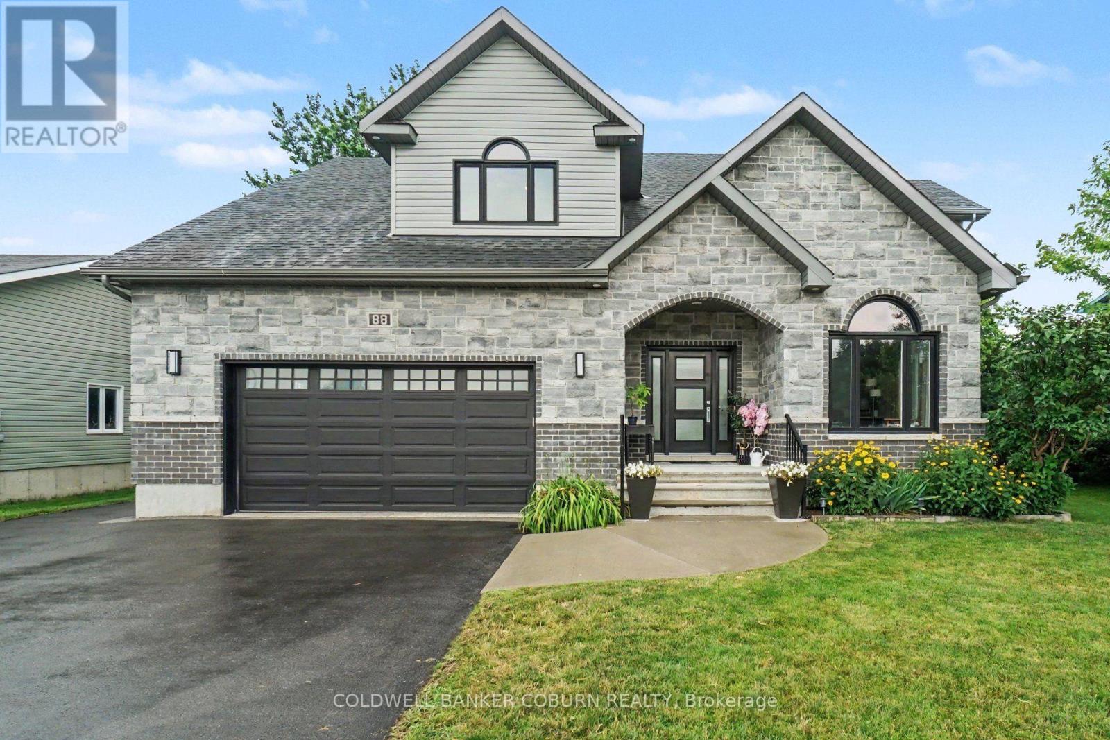 88 TABITHA CRESCENT