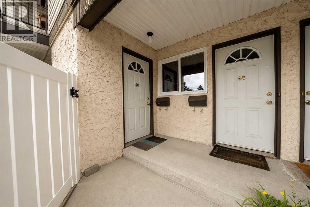 40, 3745 Fonda Way SE