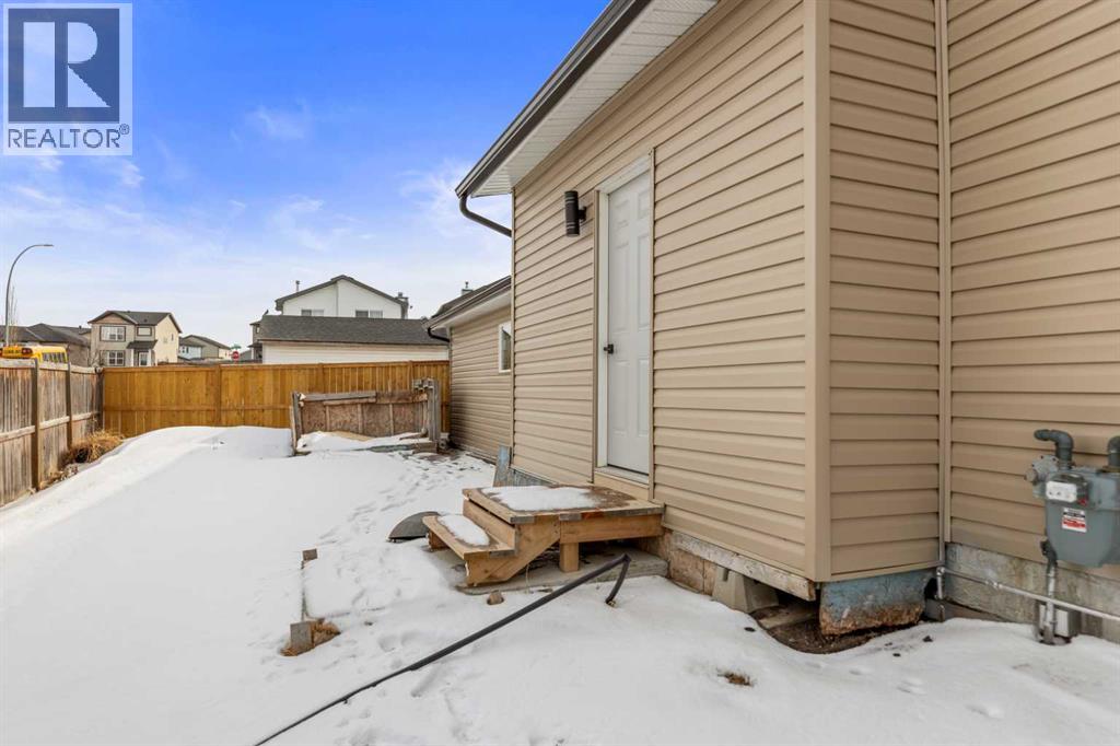102 Martin Crossing Grove NE