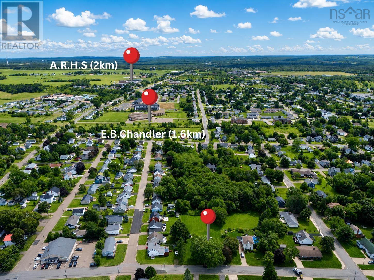 5 Elmwood Drive