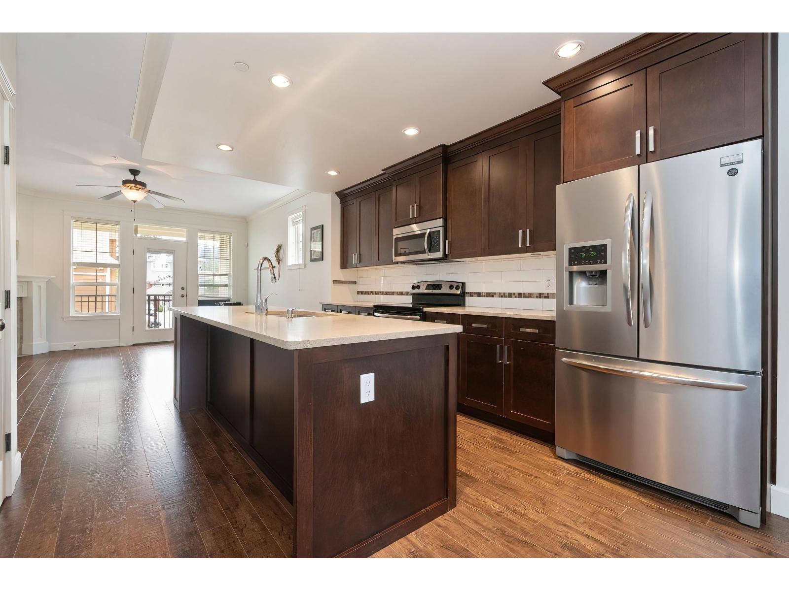 26 45290 SOOWAHLIE CRESCENT, Garrison Crossing