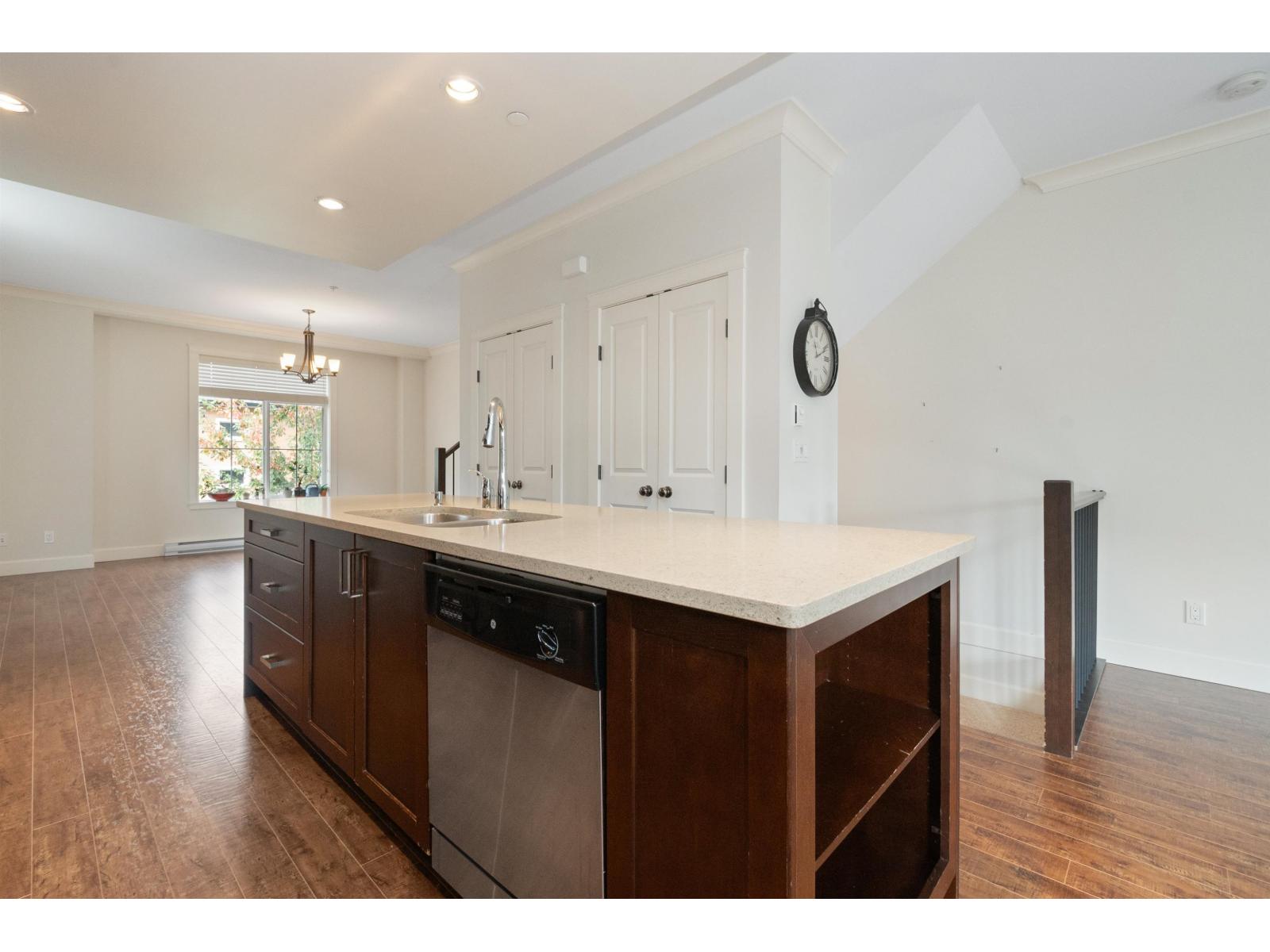 26 45290 SOOWAHLIE CRESCENT, Garrison Crossing