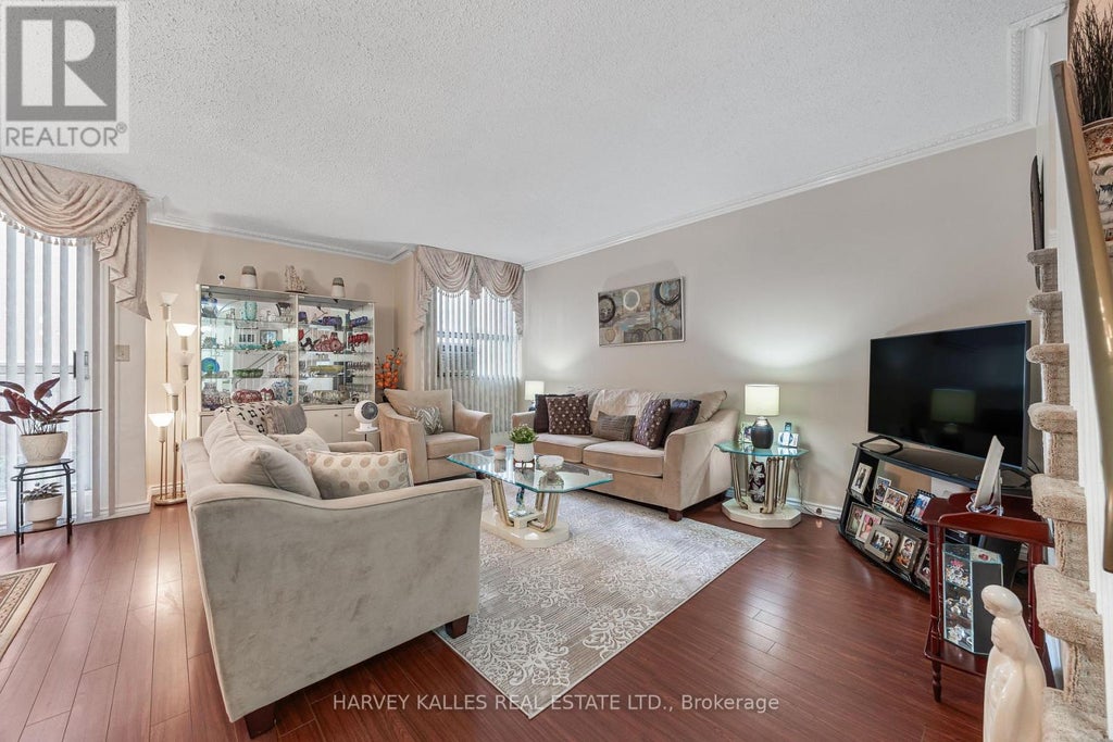 301-10 CRESCENT TOWN ROAD, TORONTO (CRESCENT TOWN), ON M4C 5L3 - Image 1359169656.jpeg?d=l