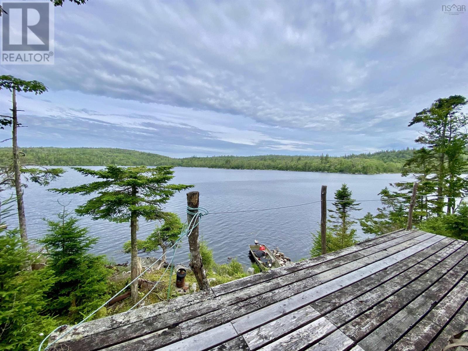 Little Lake - Photo 2
