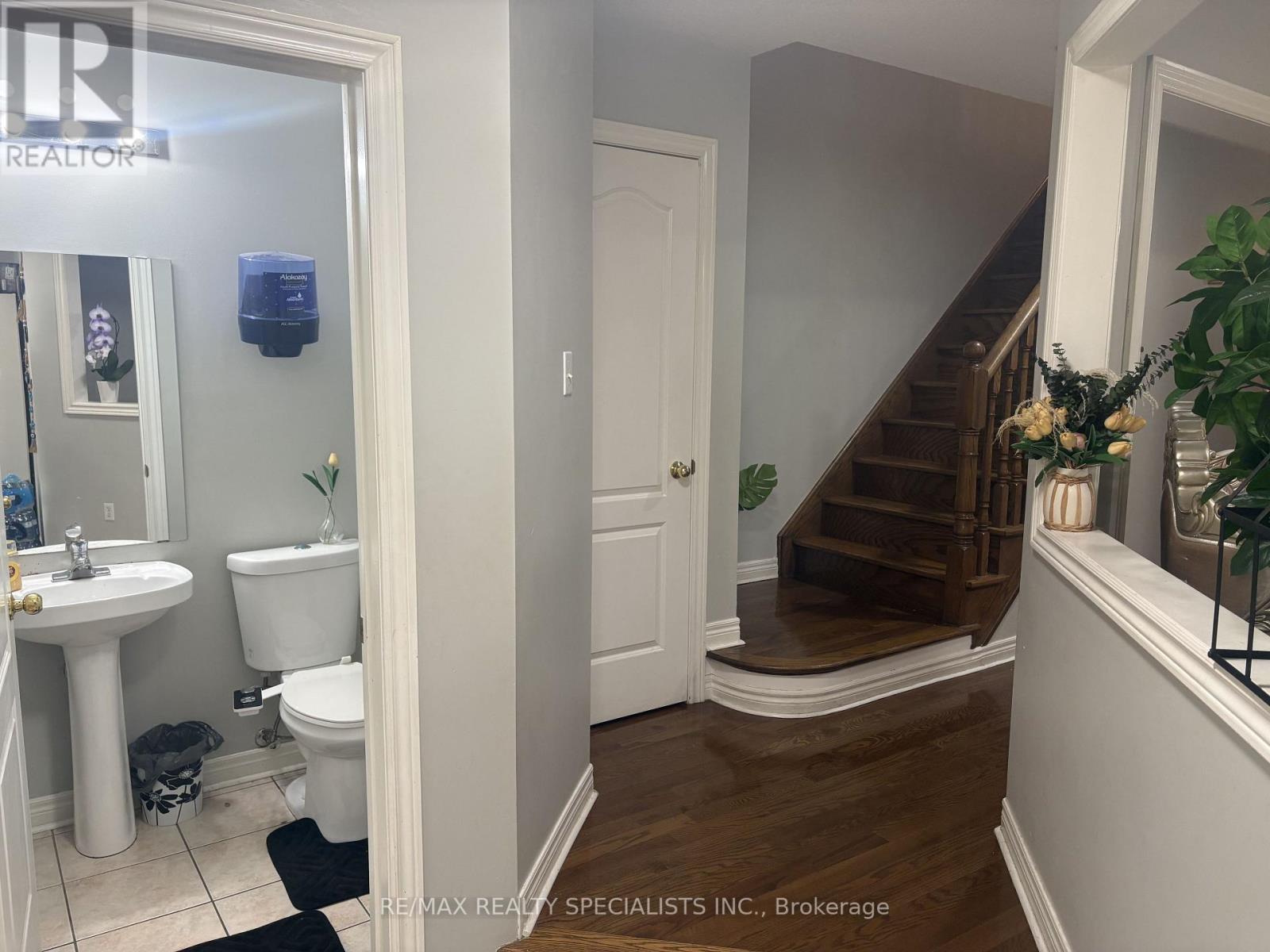 3137 BENTLEY DRIVE