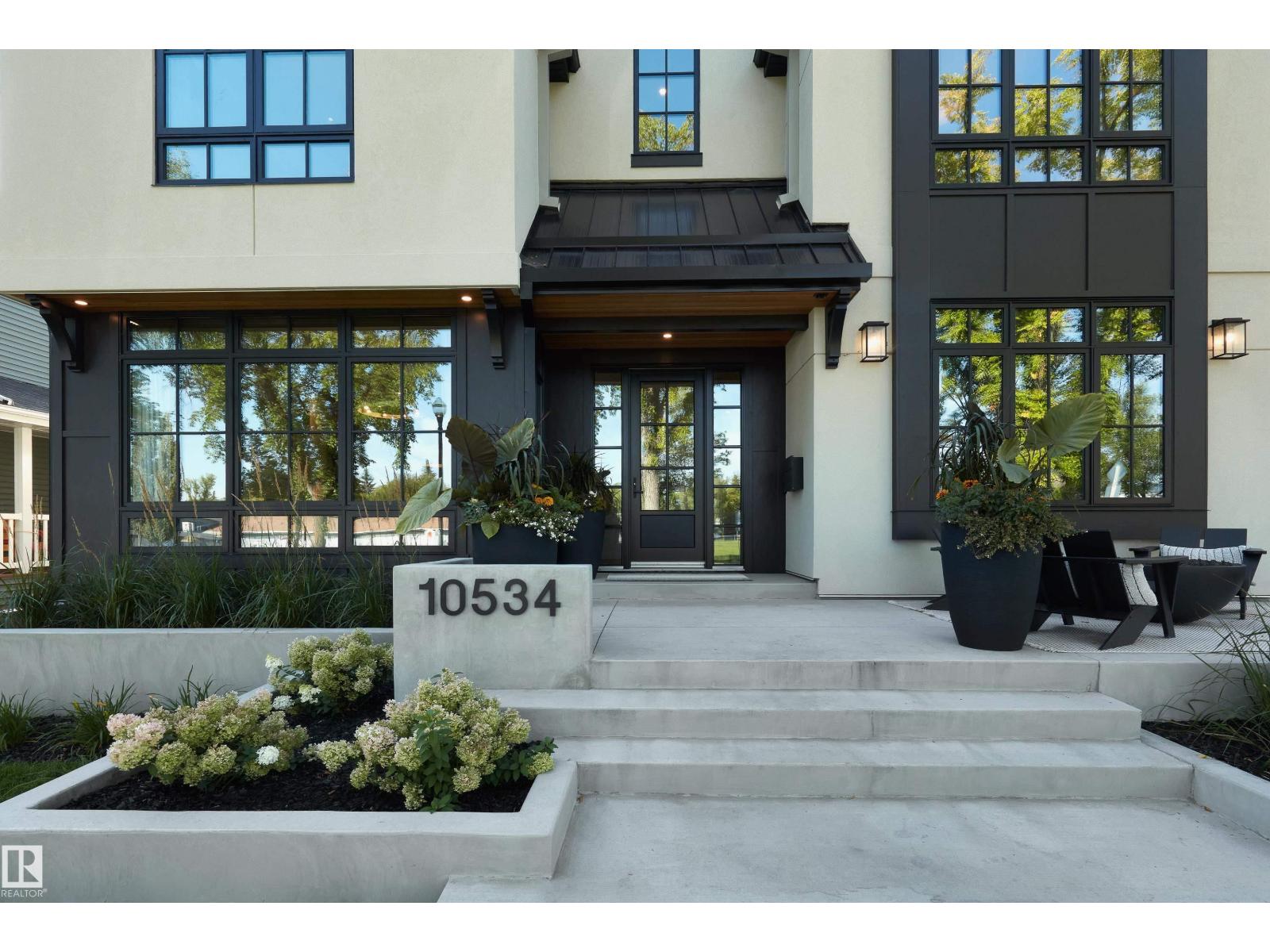 10534 139 ST NW