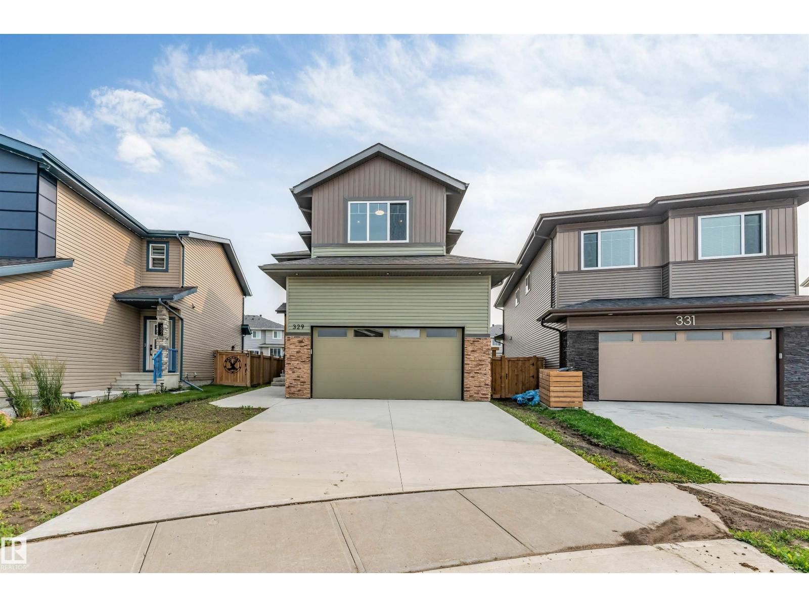 329 BALSAM LI