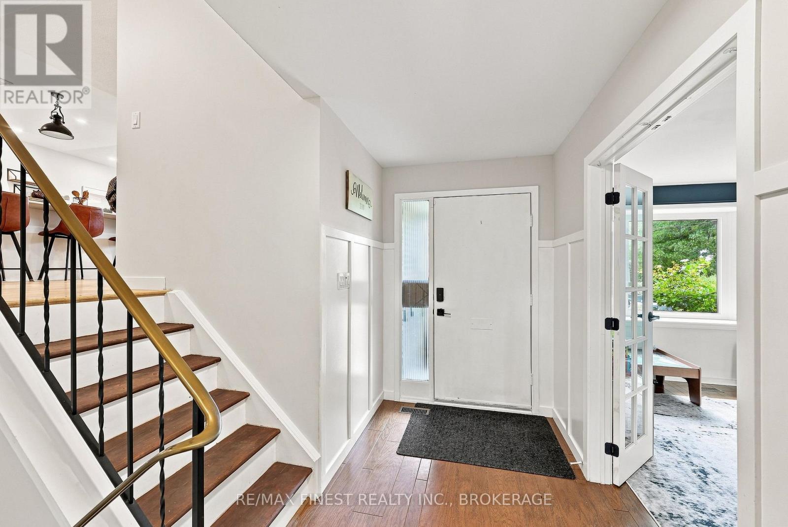 907 PEMBRIDGE CRESCENT