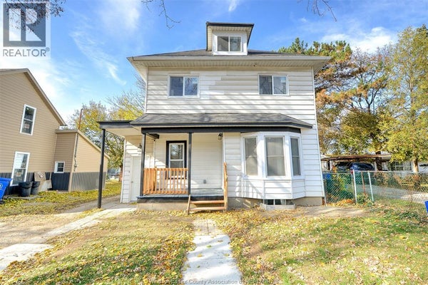 3076 Sandwich St, Windsor, ON 3