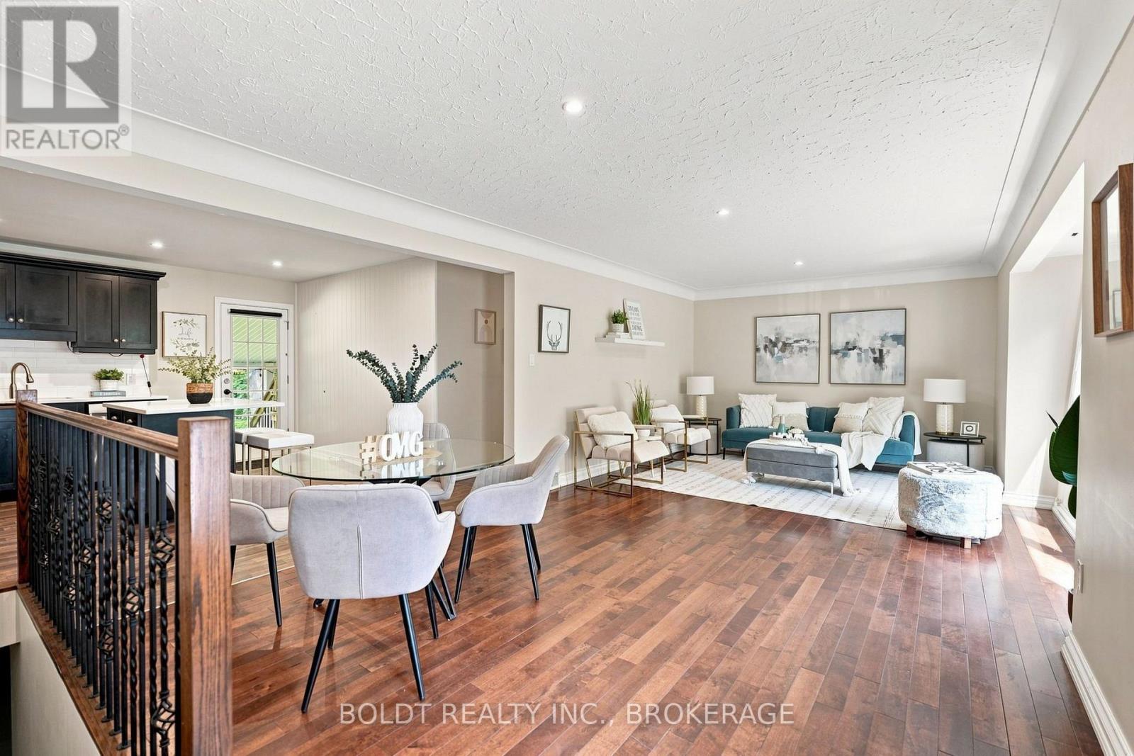 23 WOODELM DRIVE