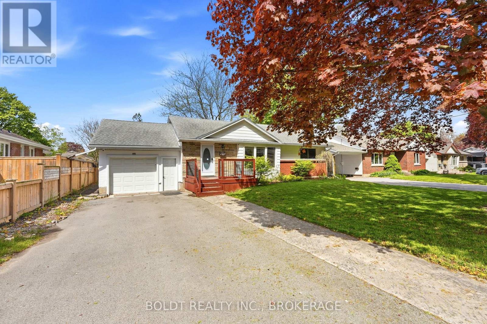 23 WOODELM DRIVE