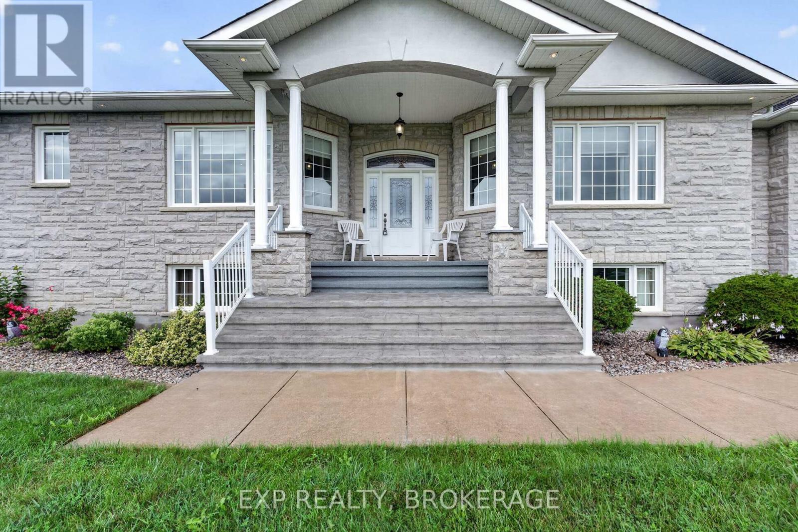 3081 LATIMER ROAD