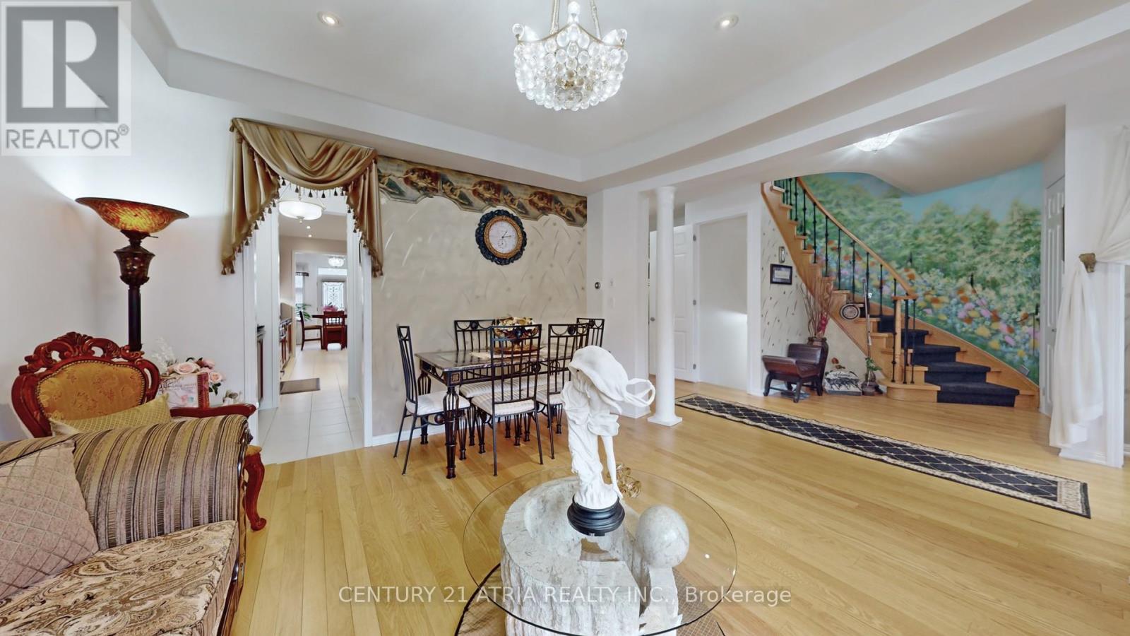 69 DIAMOND JUBILEE DRIVE