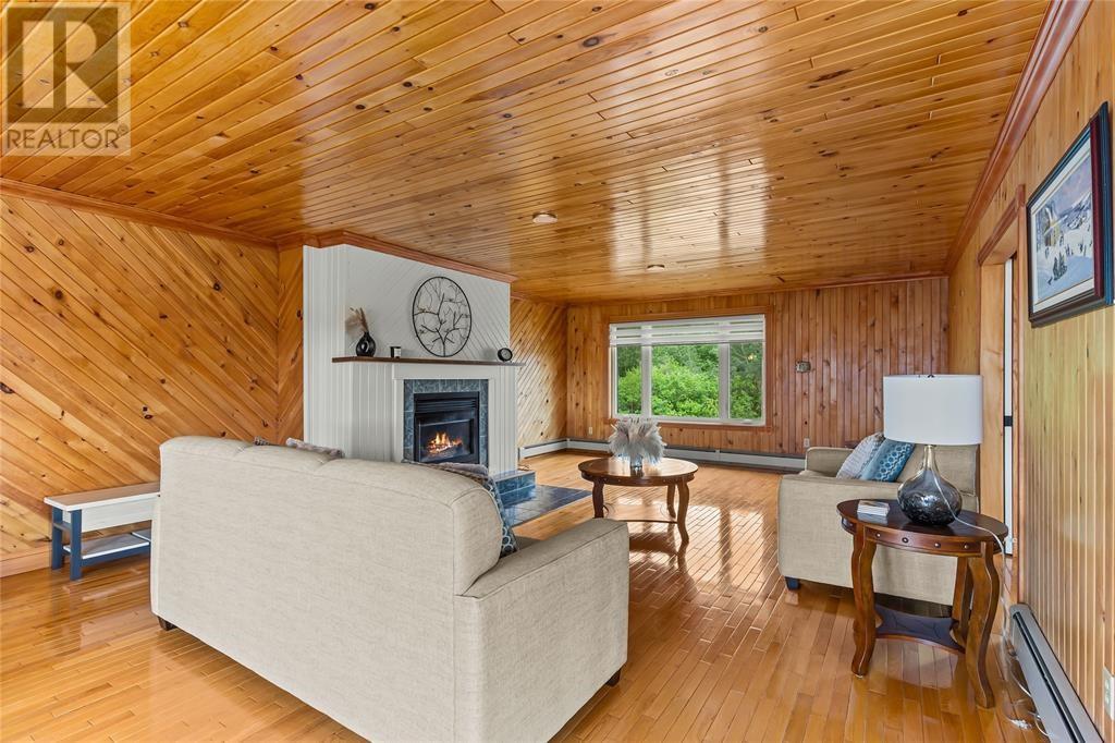 31 Long Beach Road