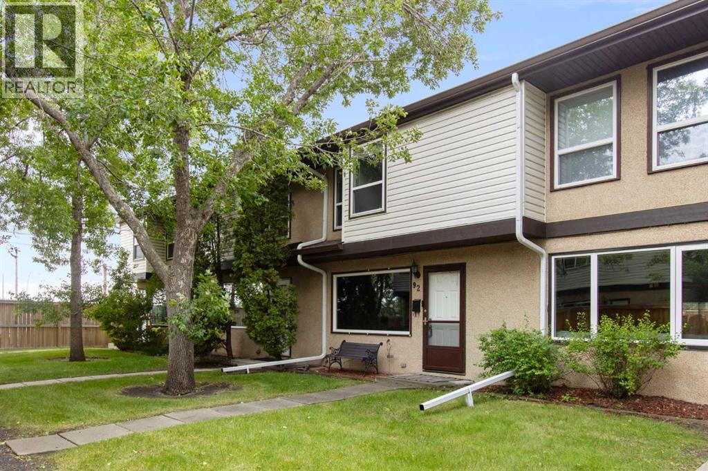 92, 630 Sabrina Road SW