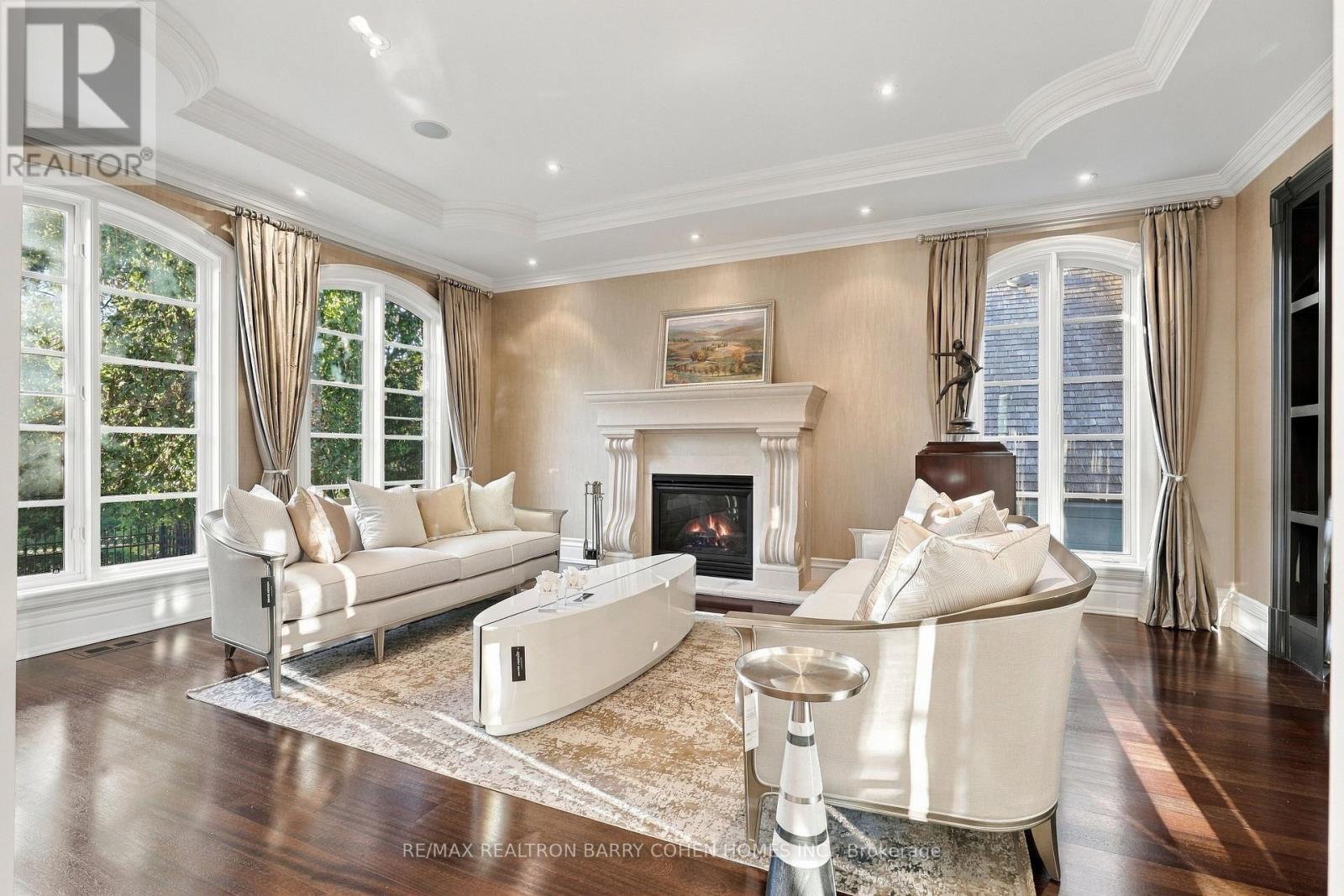 11 DOON ROAD
