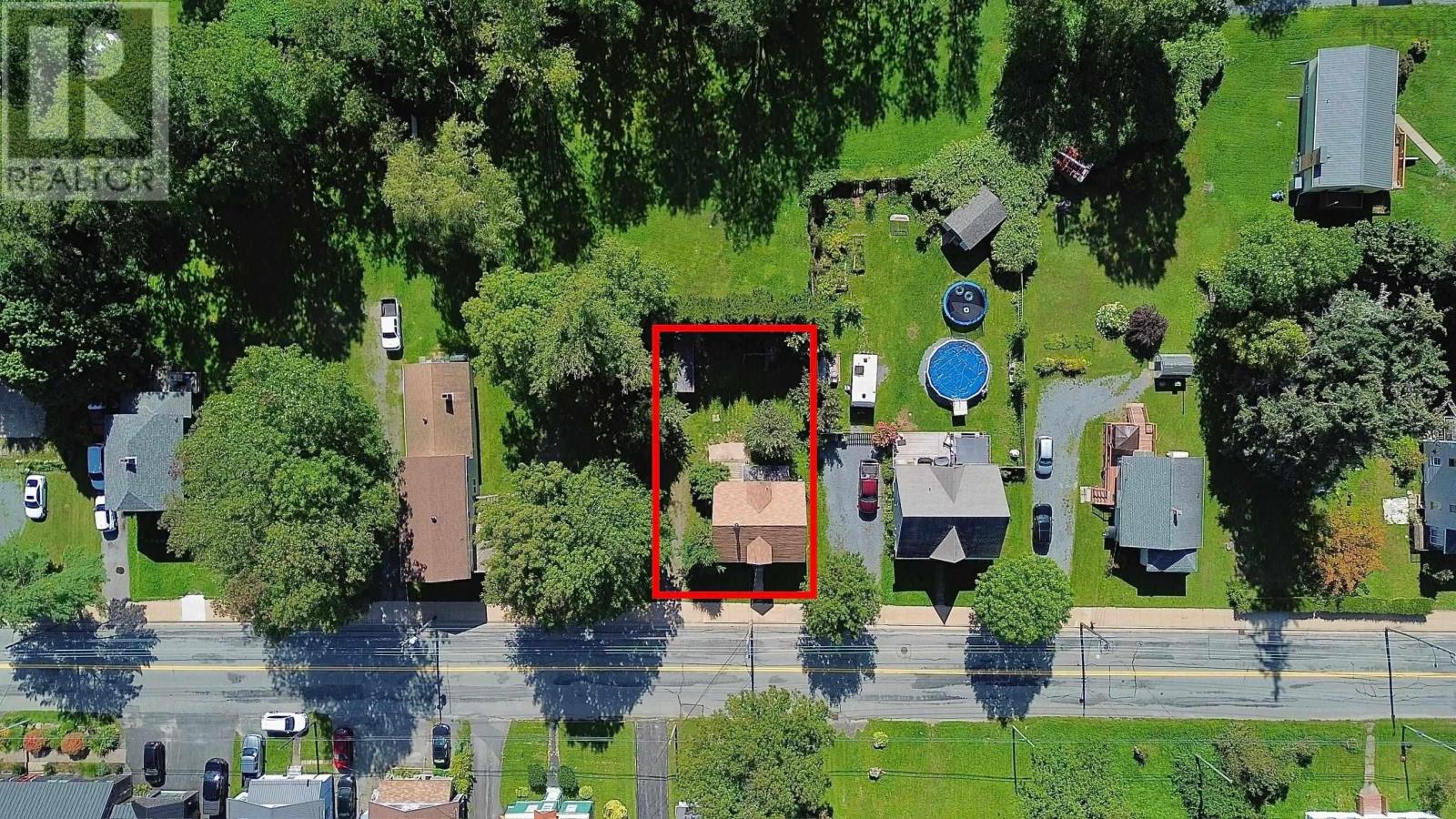 613 MAIN Street - Photo 4