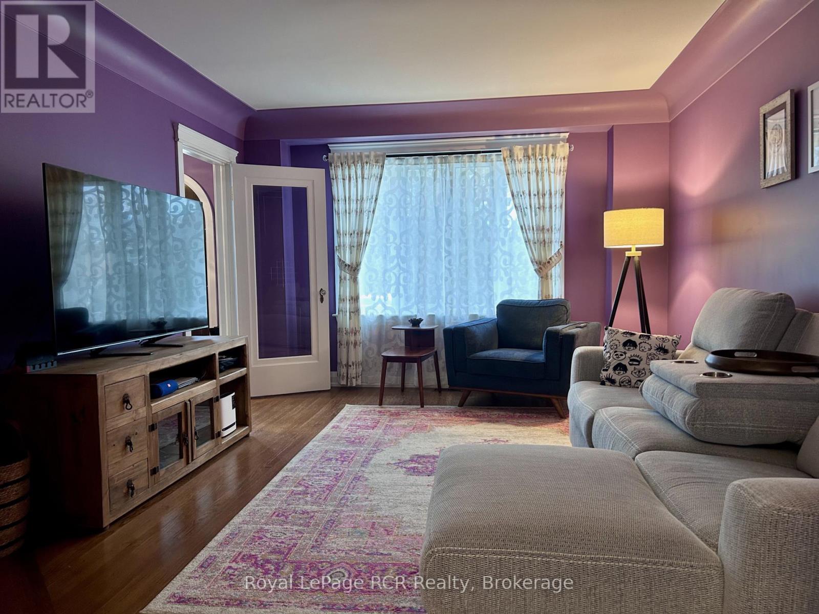 115 3RD A STREET W