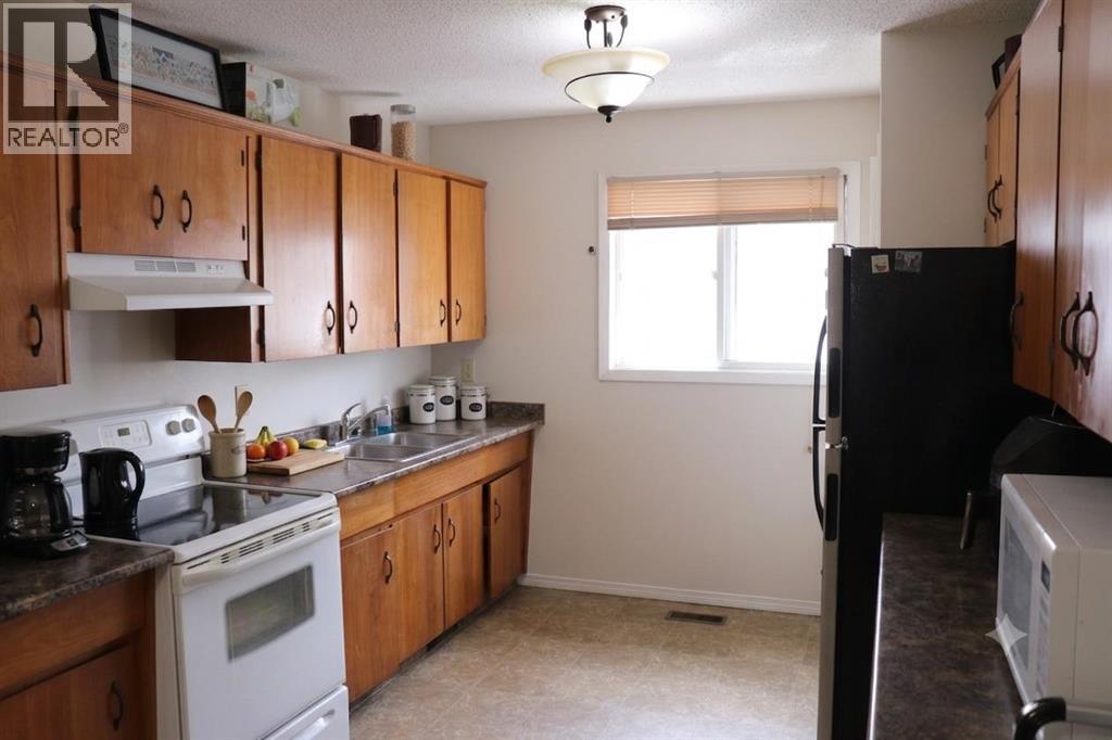 48 Jerry Potts Boulevard W