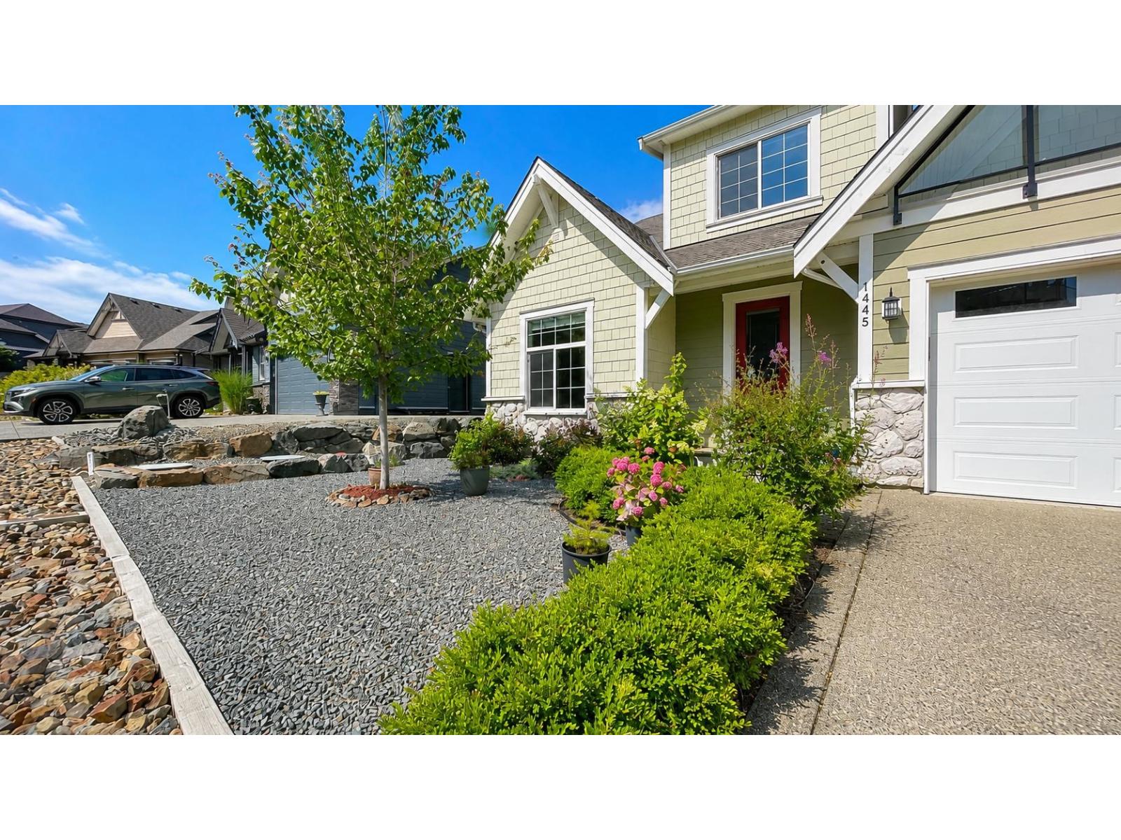 1445 STROMDAHL PLACE, Mt Woodside