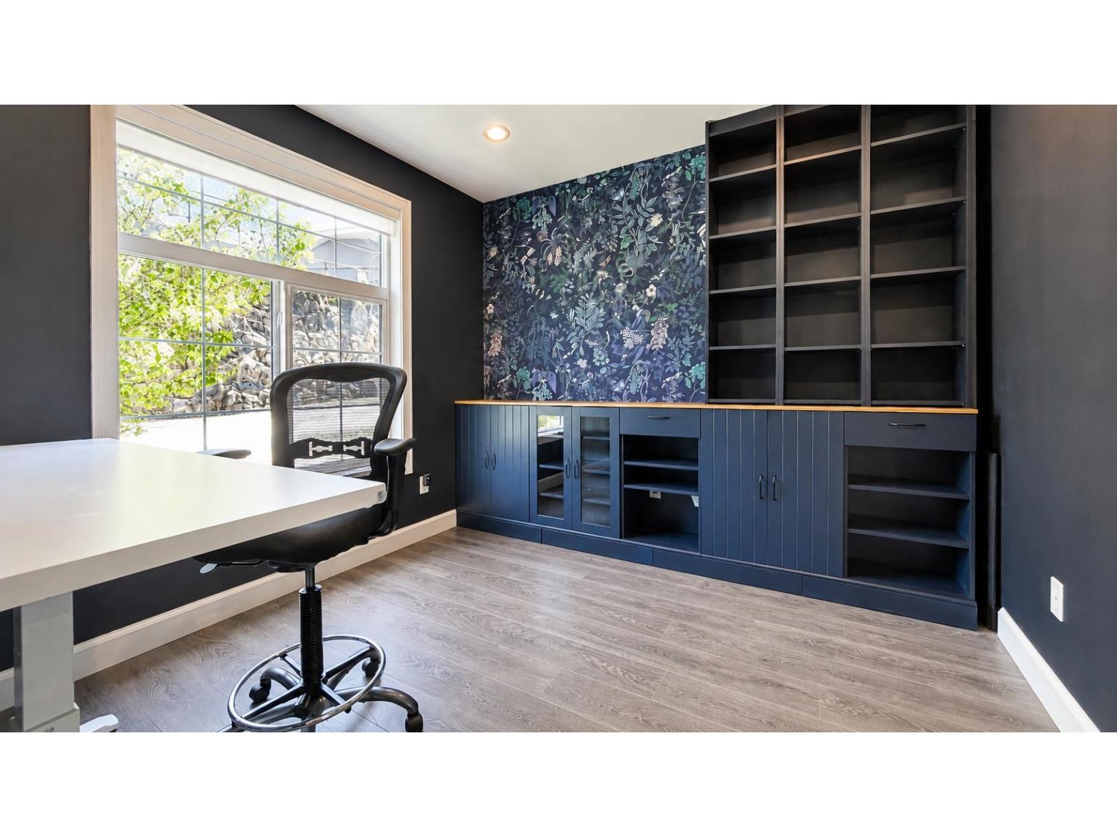 1445 STROMDAHL PLACE, Mt Woodside
