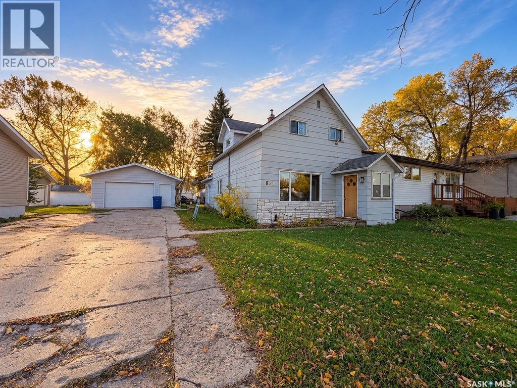 811 MCNAUGHTON STREET, MOOSOMIN, SK S0G 3N0 - Image 197500548.jpeg?d=l
