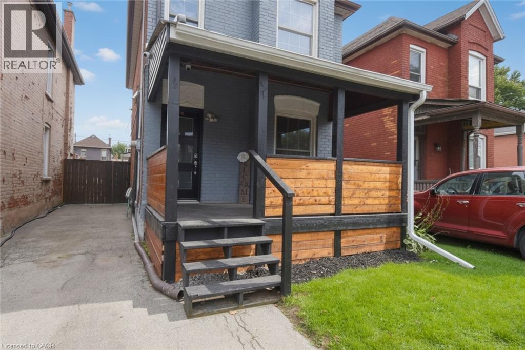 80 FRANCIS Street