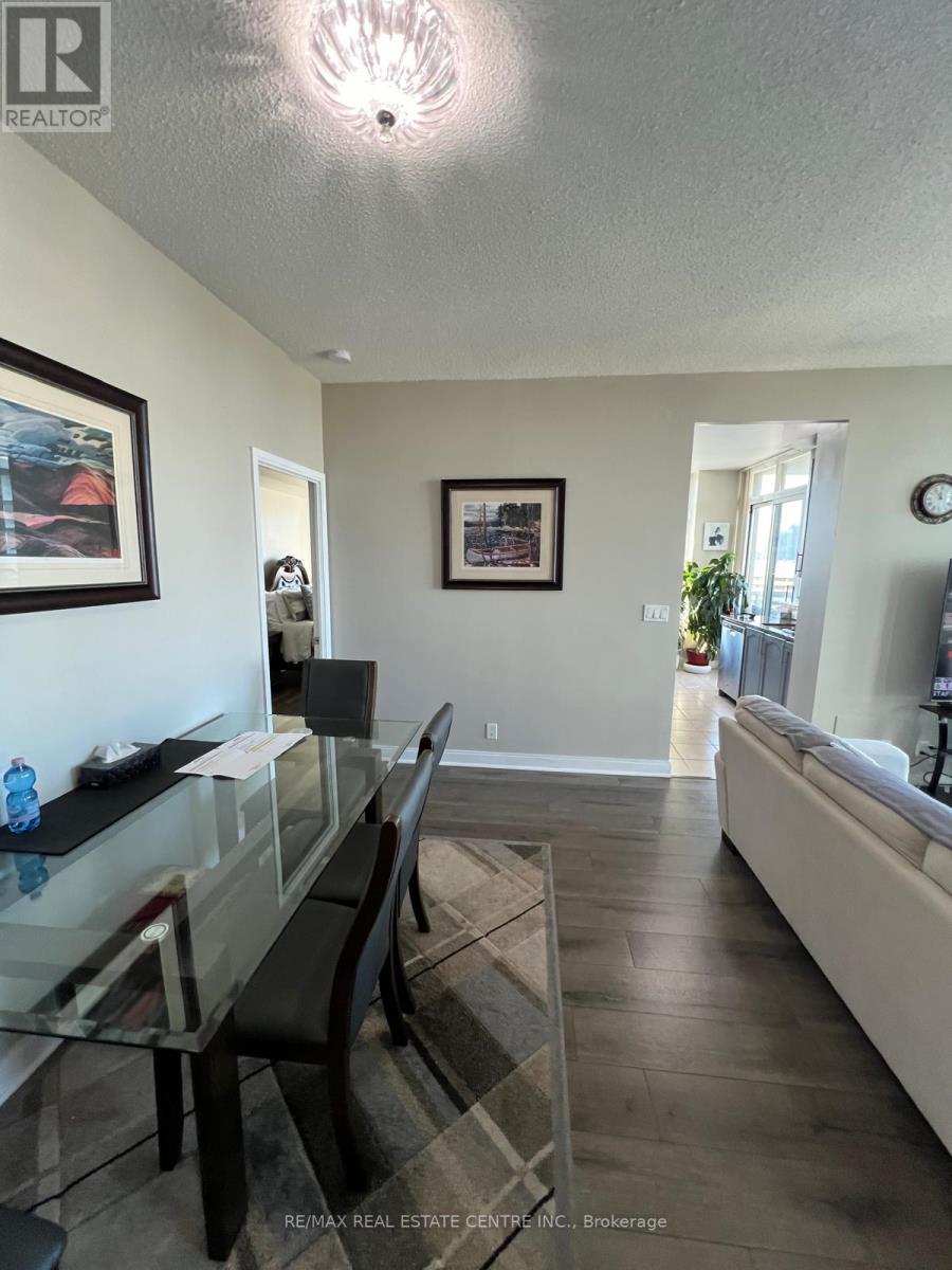 2109 - 70 ABSOLUTE AVENUE