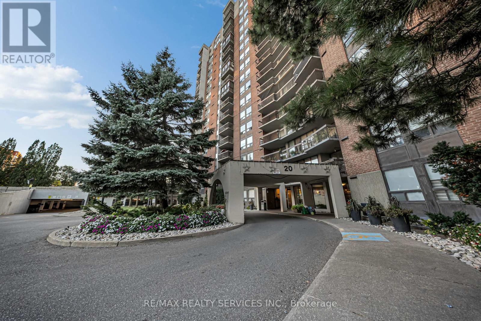701 - 20 MISSISSAUGA VALLEY BOULEVARD