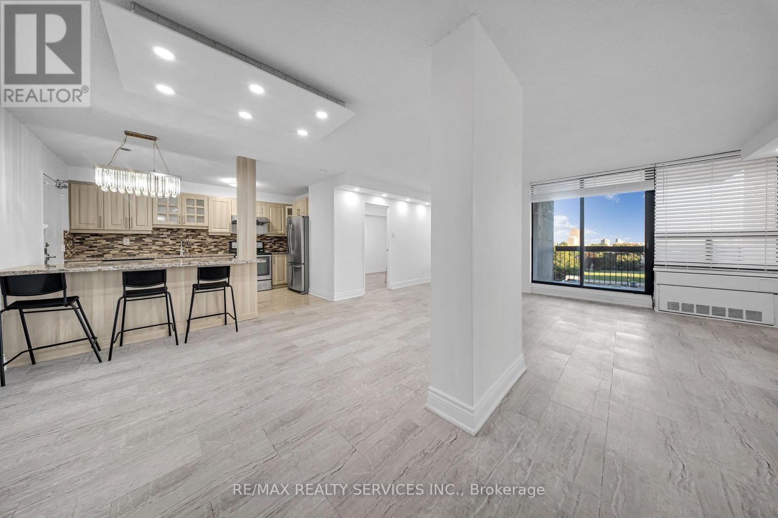 701 - 20 MISSISSAUGA VALLEY BOULEVARD