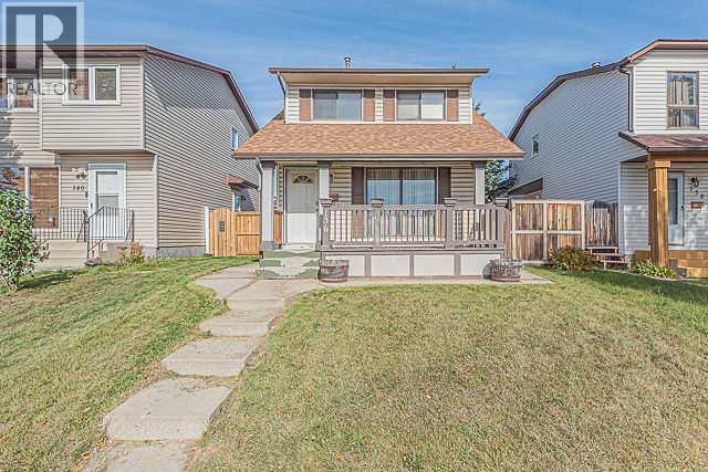136 CASTLERIDGE DRIVE NE, CALGARY, AB T3J 1Y8 - Image 4267726736.jpeg?d=l