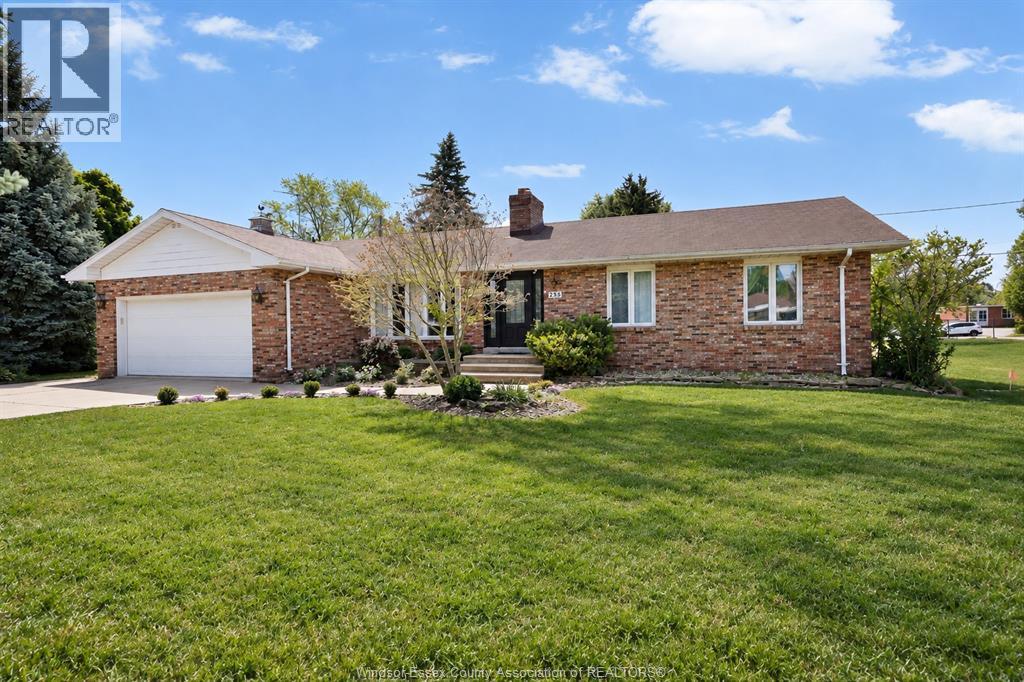 255 FORT ST, AMHERSTBURG, ON N9V 1C1 - Image 1012796961.jpeg?d=l